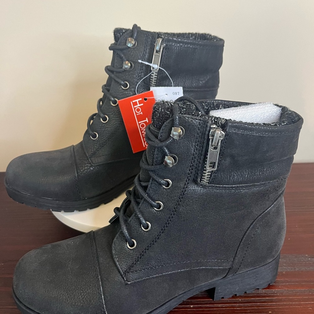 Hot Tomato 7.5 Womans Boots